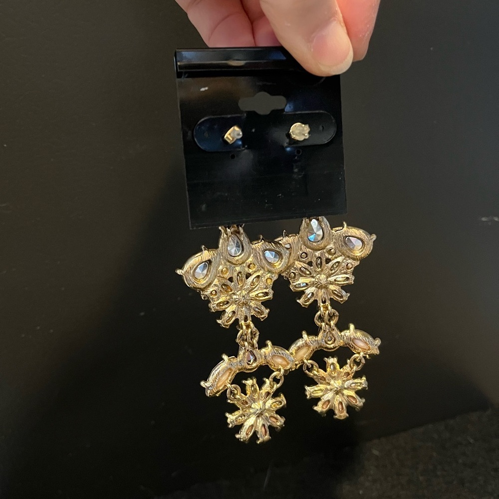 H&M Pink Blush Chandelier Statement Earrings - Picture 7 of 11